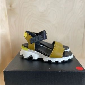 Sorel kinetic sandal